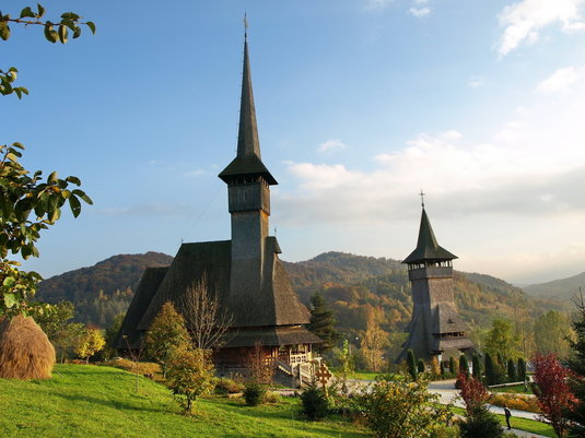 care-sunt-cele-mai-frumoase-biserici-si-manastiri-din-romania